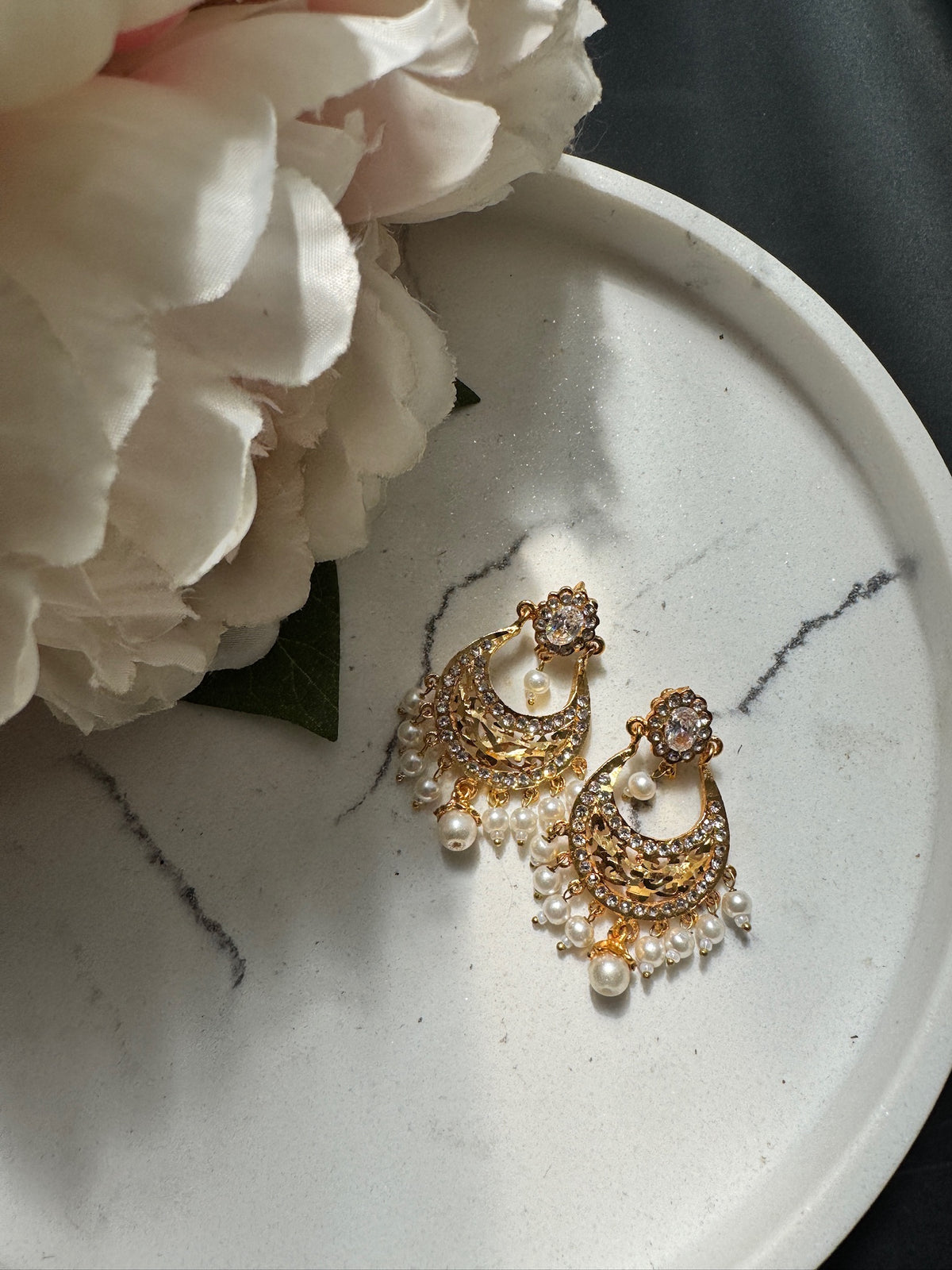 Paro chand Baali-Gold